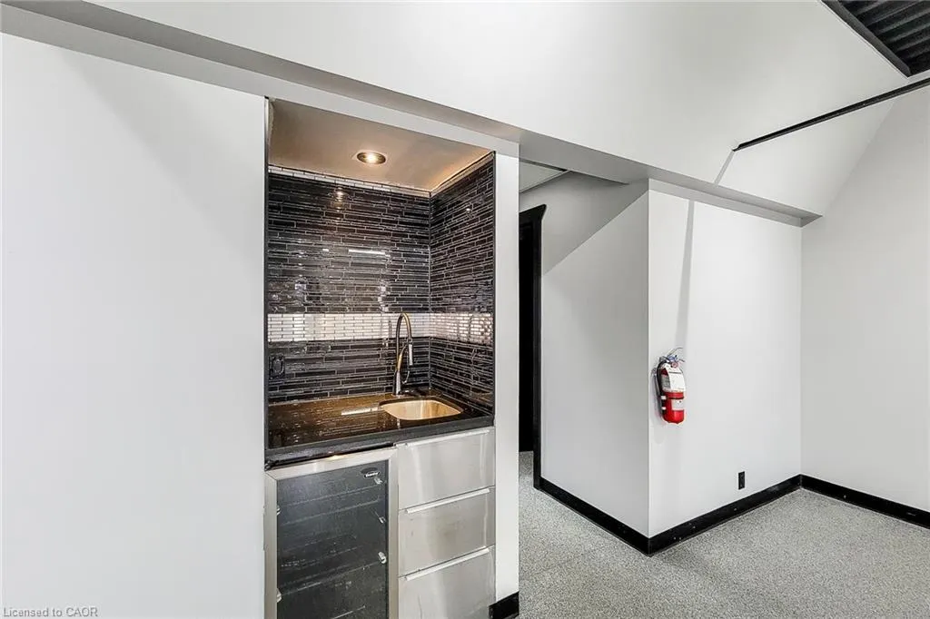 1070 Heritage Road, #1