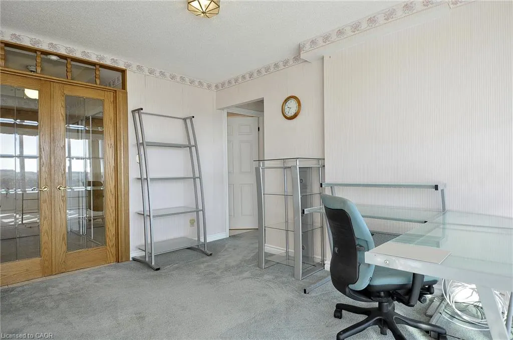 237 King Street W, #1210