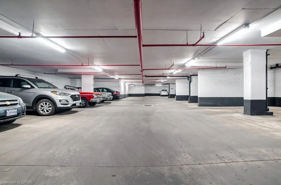 237 King Street W, #1210