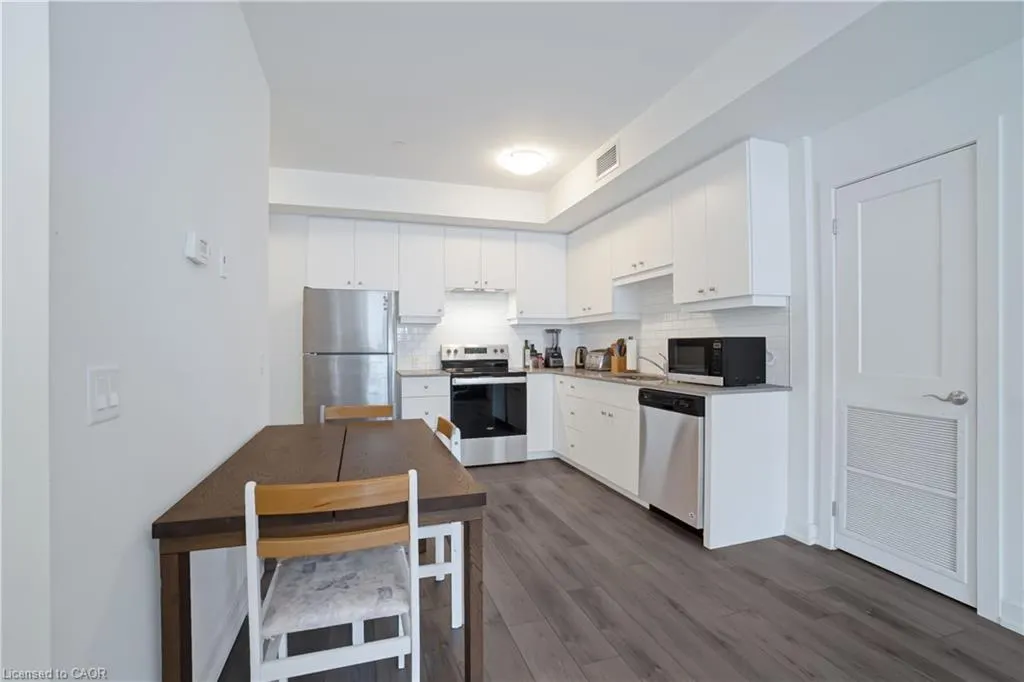 255 Northfield Drive E, #407
