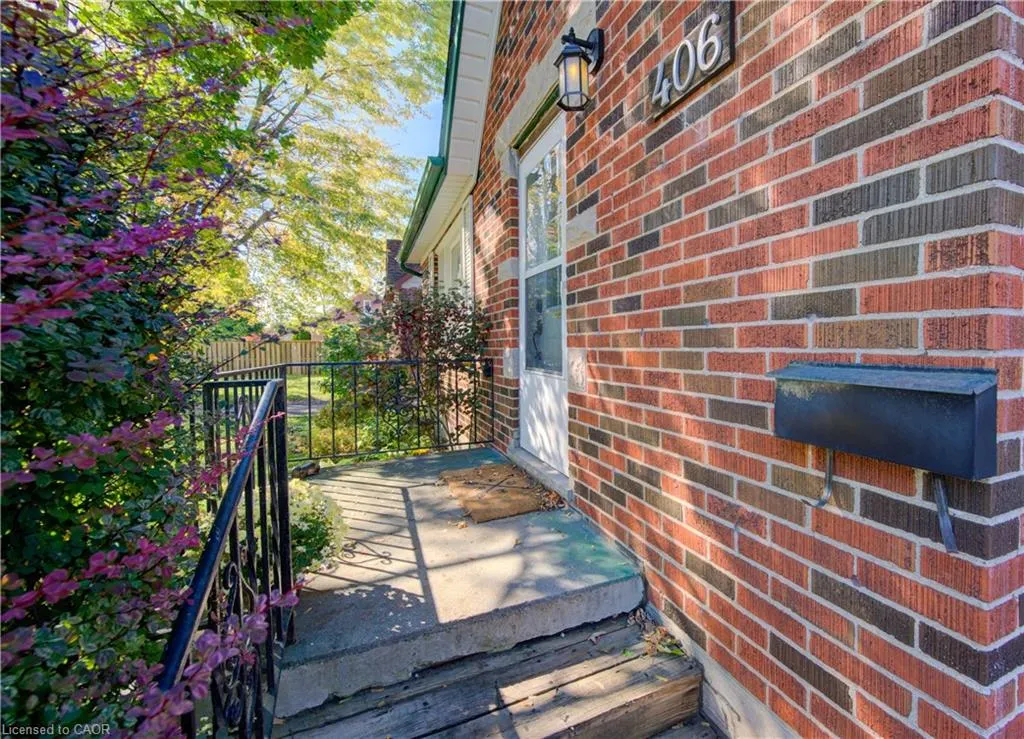 406 Ephraim Street