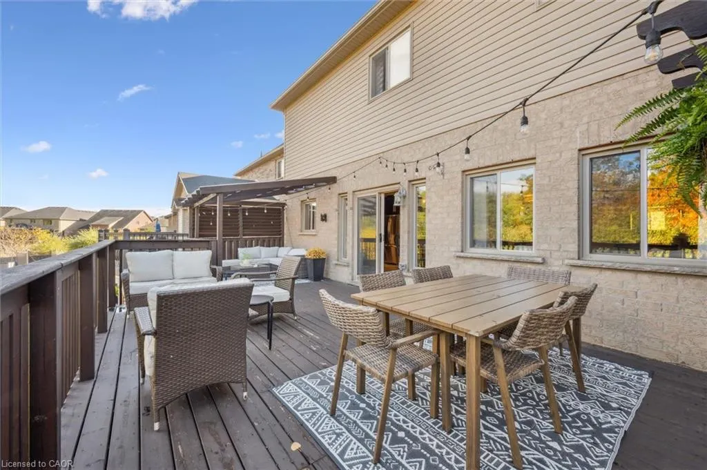 461 Woodbine Avenue