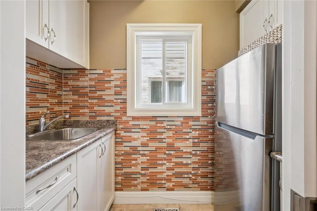 461 Woodbine Avenue