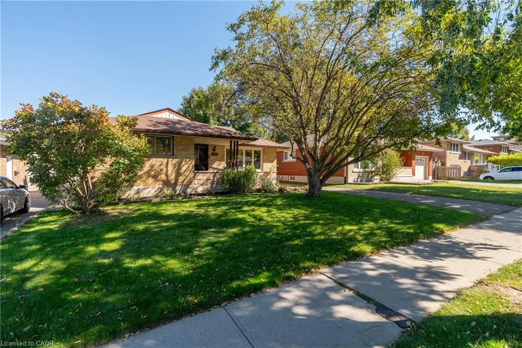 352 Vanier Drive