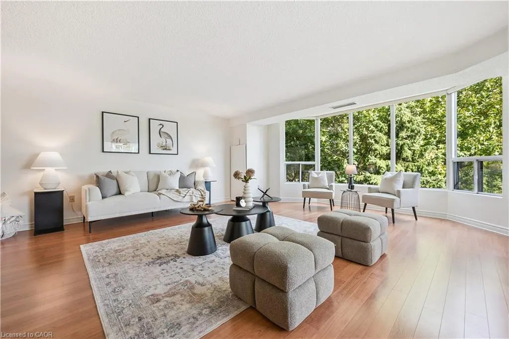 2121 Lakeshore Road, #401