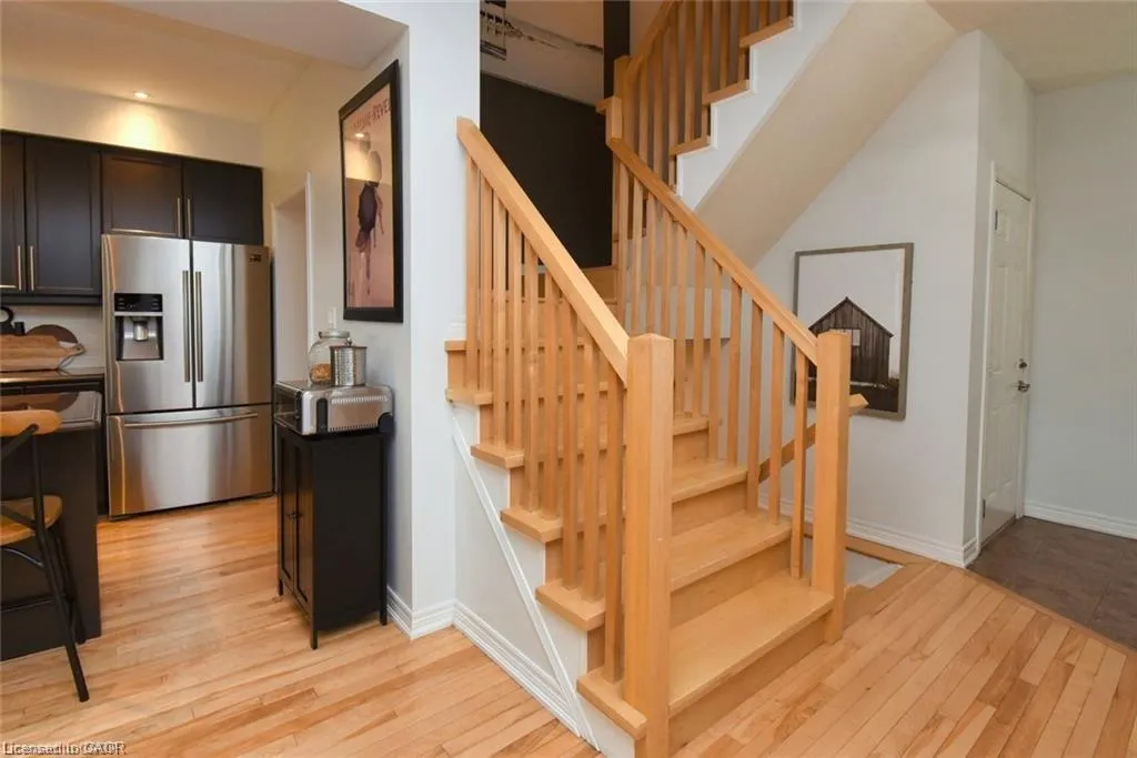 101 Oakhaven Place