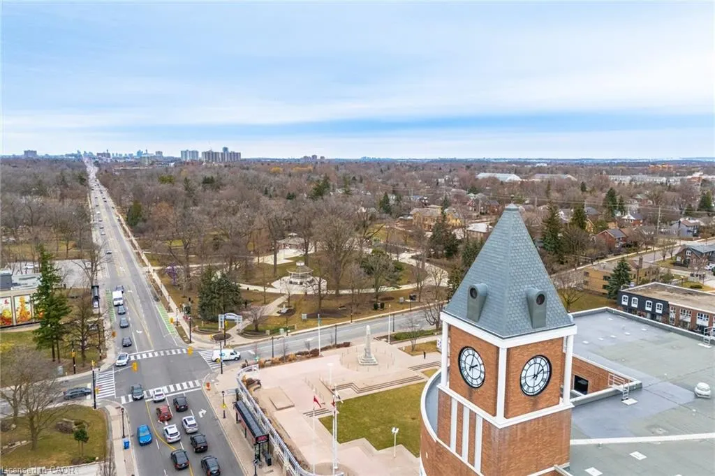 1 Belvedere Court, #PH5