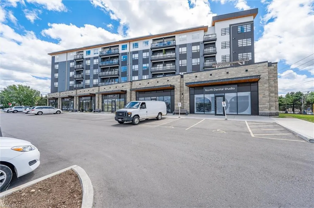 251 Northfield Drive E, #516