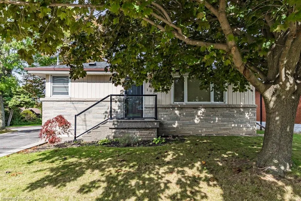 105 Mcelroy Road E