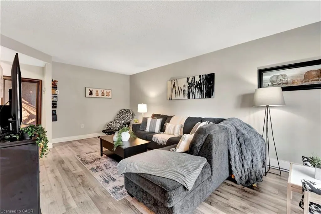 11 Woodman Drive S, #307