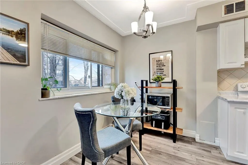 11 Woodman Drive S, #307