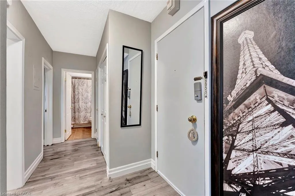 11 Woodman Drive S, #307
