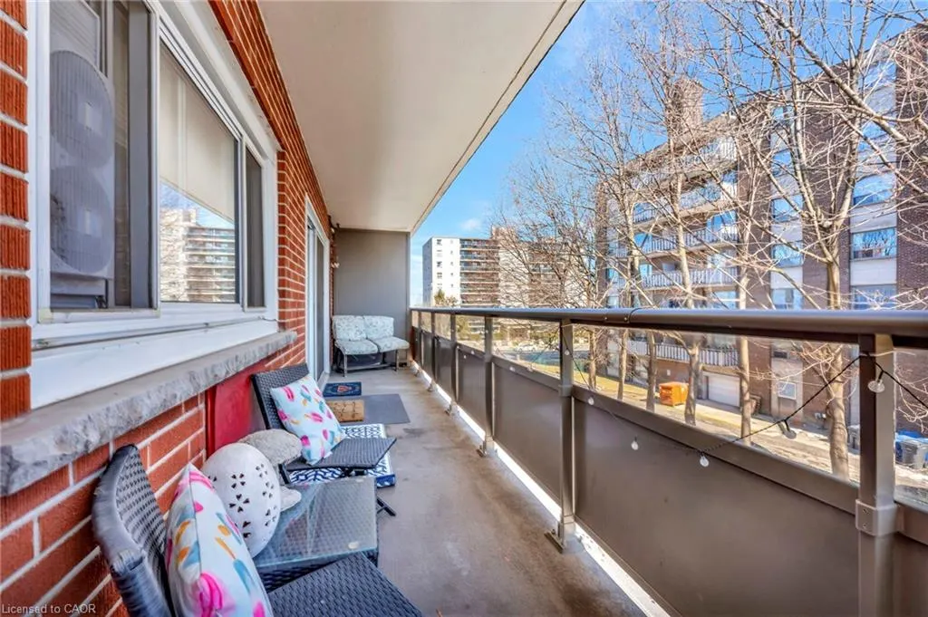 11 Woodman Drive S, #307