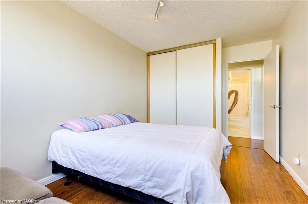 375 King Street N, #1608