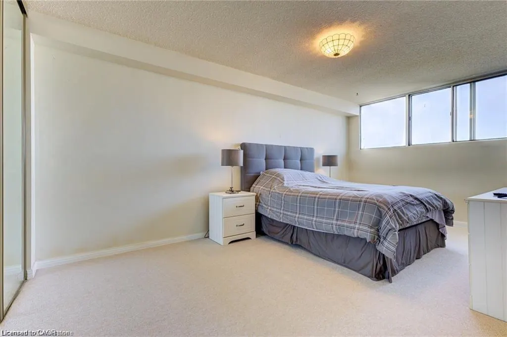 375 King Street N, #1608