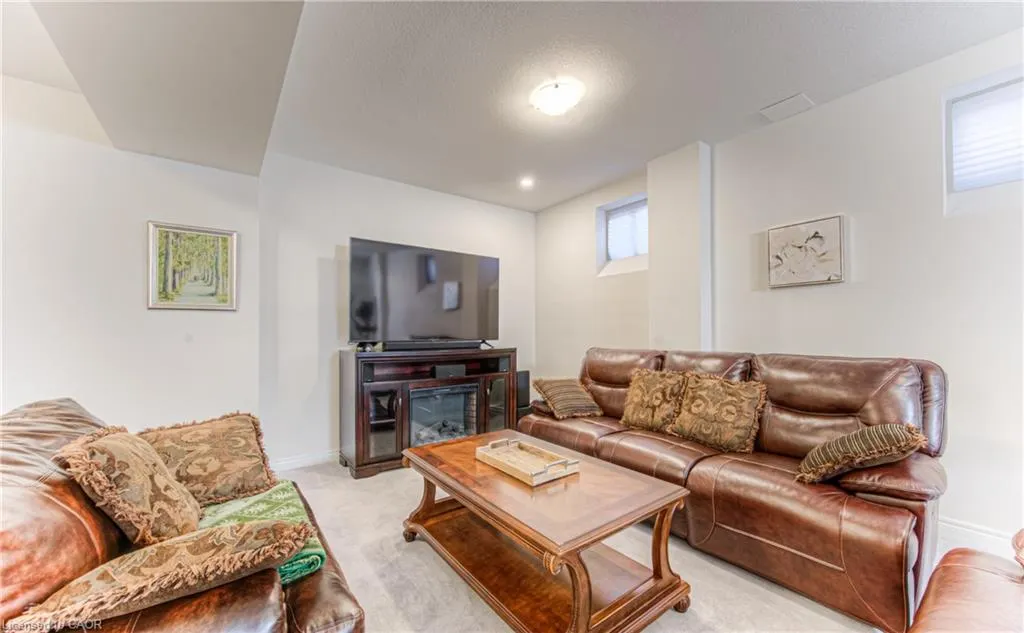 39 Reistwood Drive