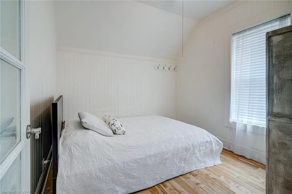 396 Hunter Street W, #2