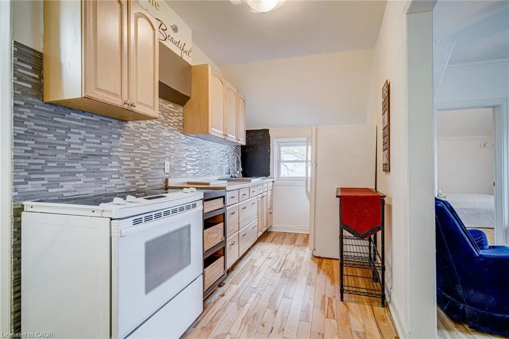 396 Hunter Street W, #2