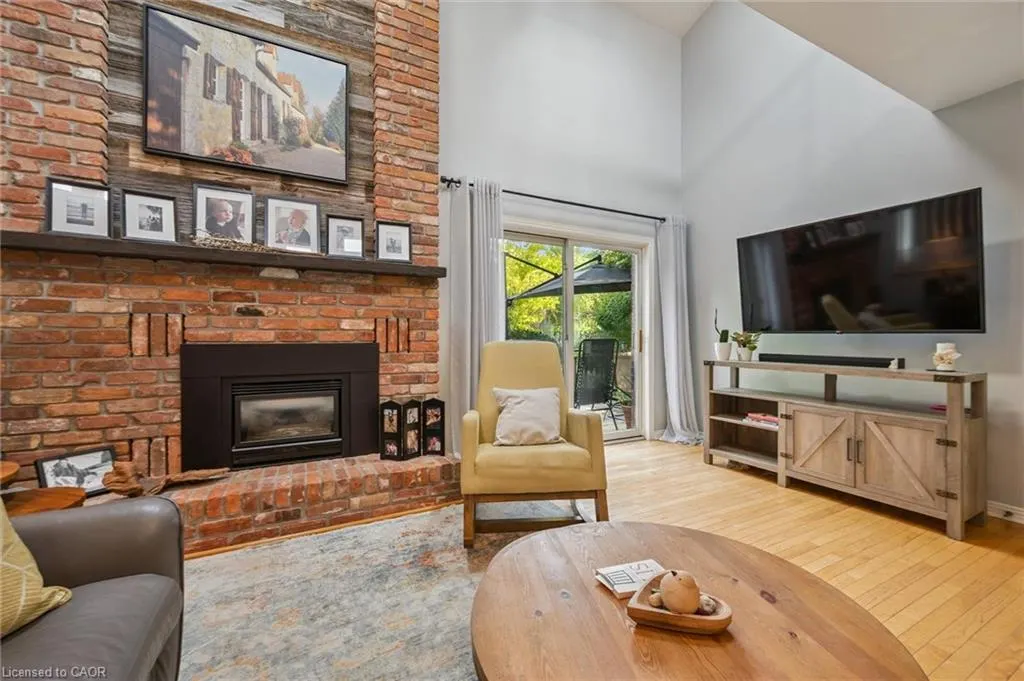 1 Thornhill Drive