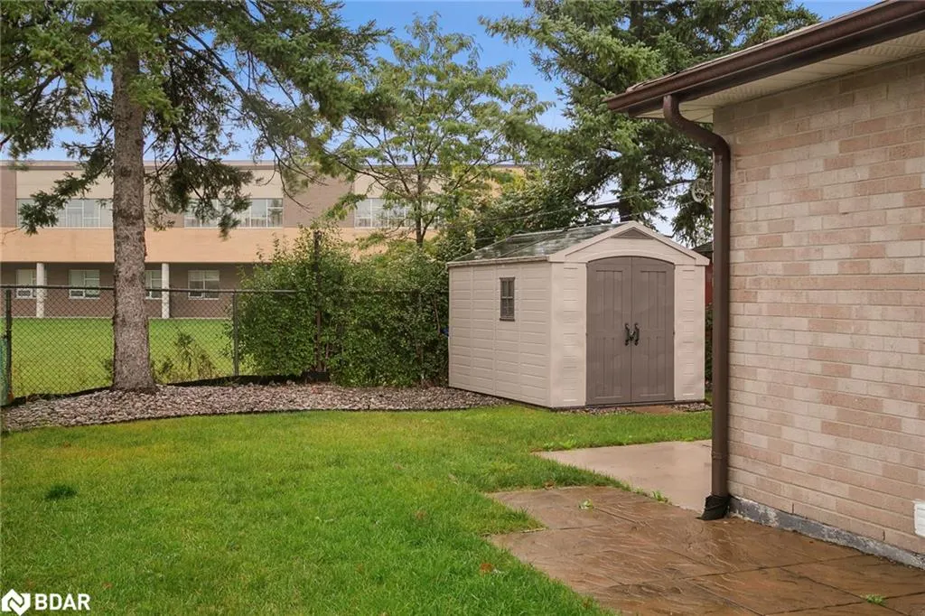 11 Juniper Crescent, #Upper