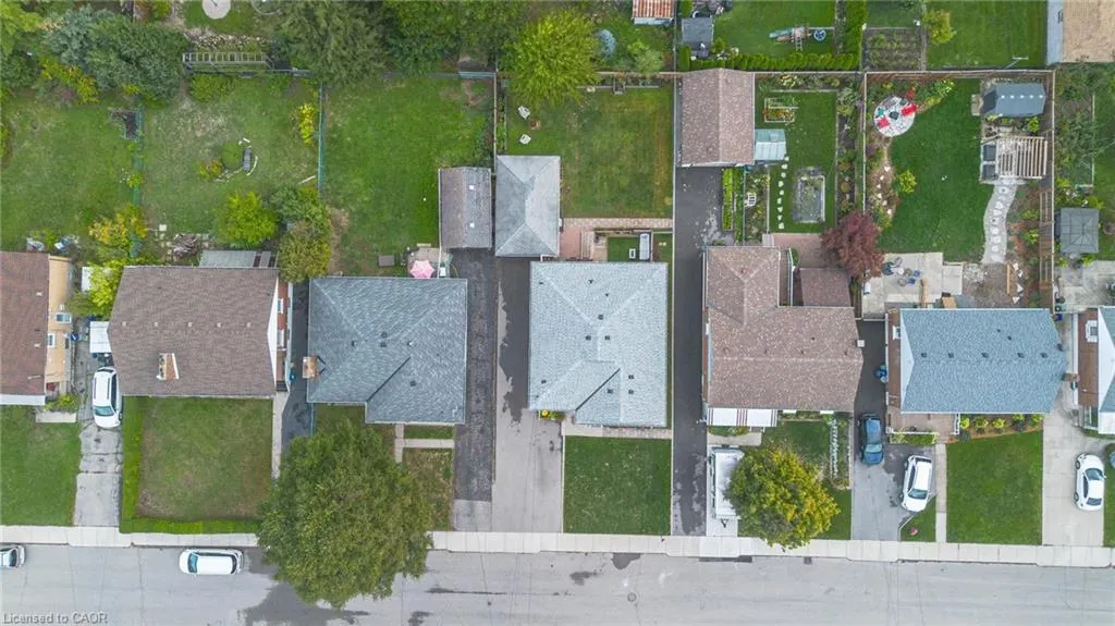 75 Cloverdale Avenue