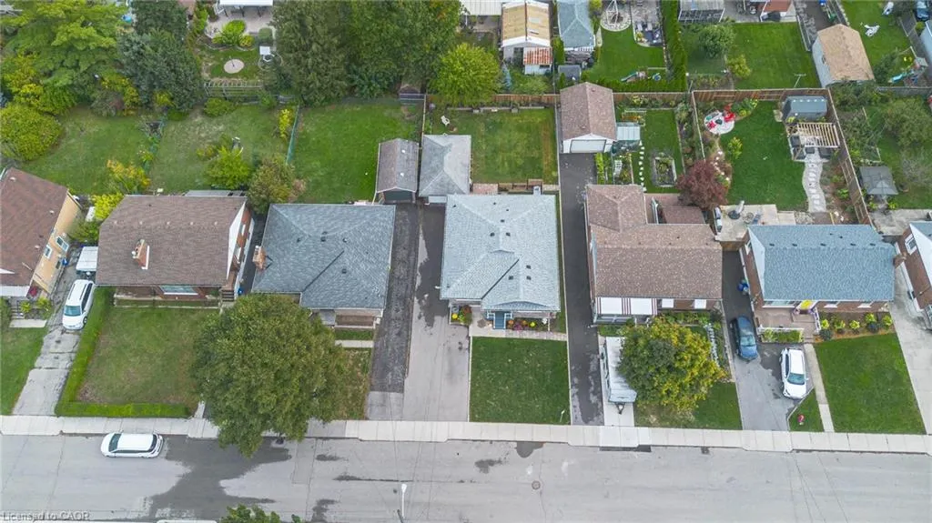 75 Cloverdale Avenue