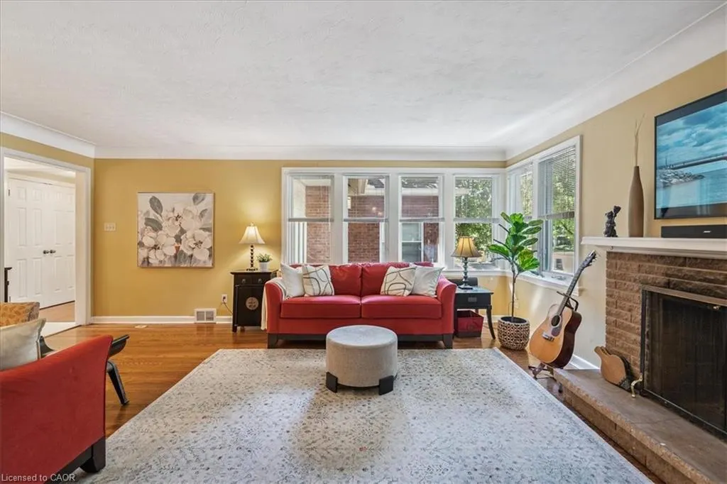 1424 Alfred Crescent