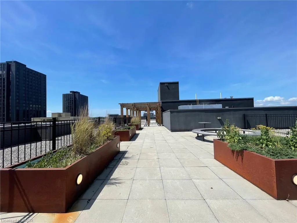 308 Lester Street, #531