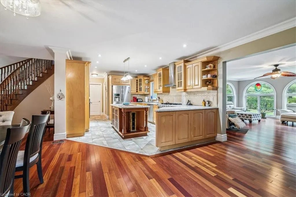 976 Garden Lane