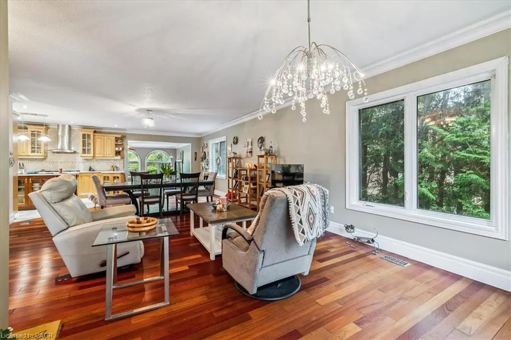 976 Garden Lane