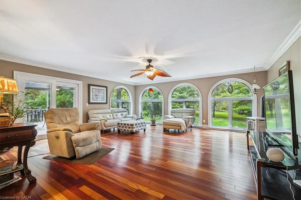 976 Garden Lane