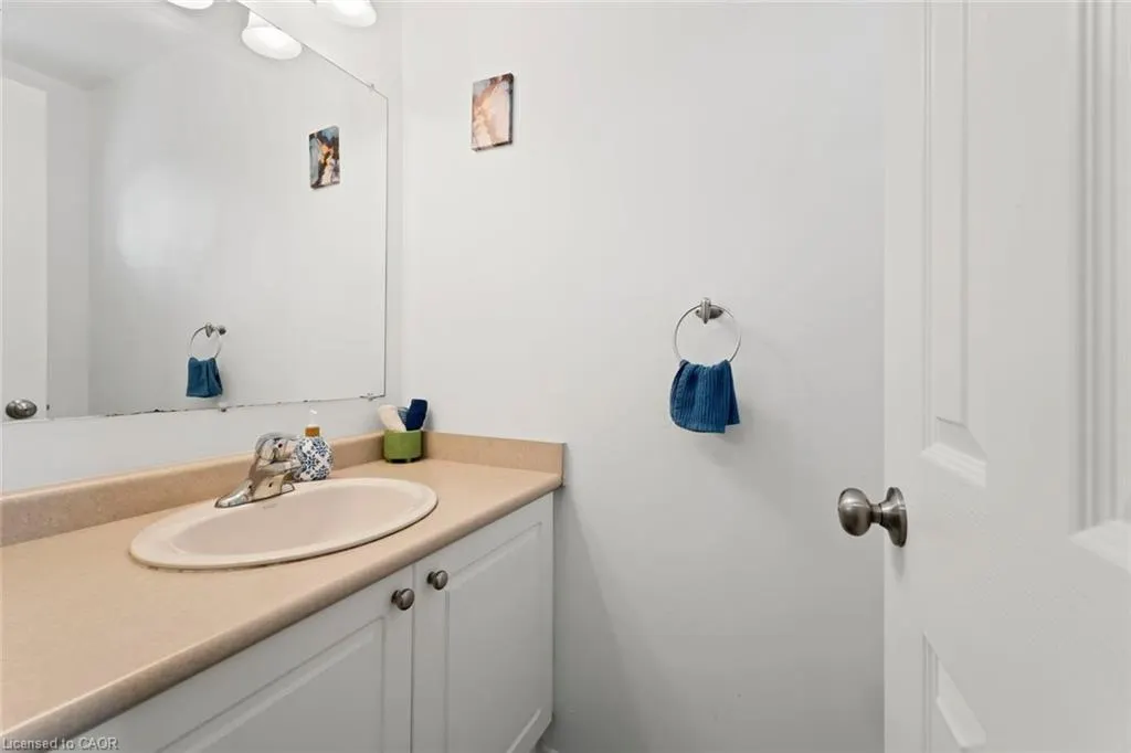 9 Lakeshore Road, #2