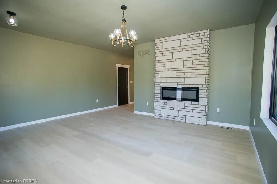 7 Scott Drive