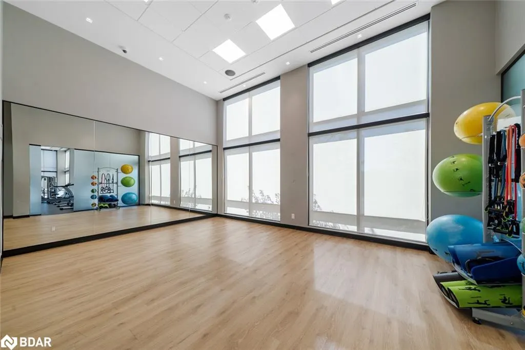681 Yonge Street, #114