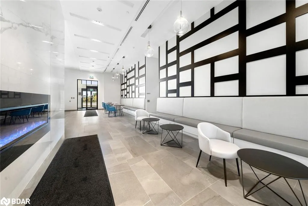 681 Yonge Street, #114