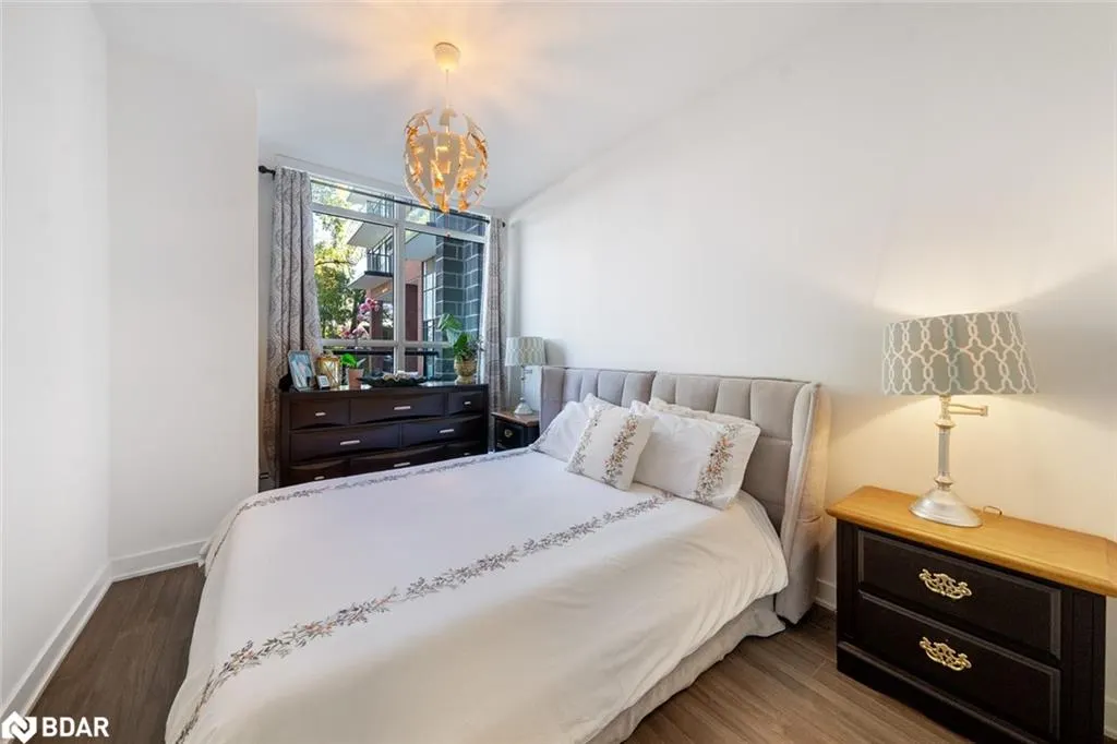 681 Yonge Street, #114