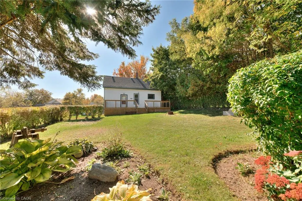 21 Huron Road