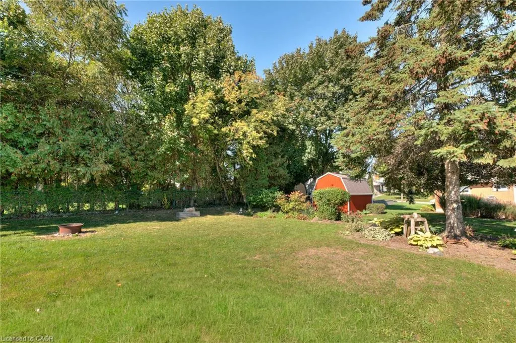 21 Huron Road