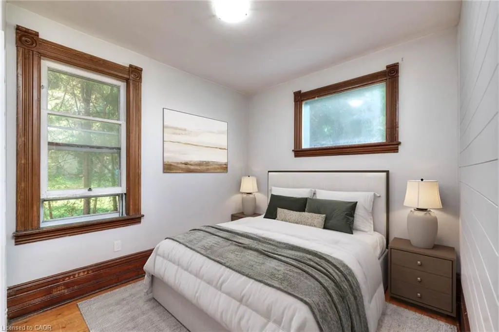 21 Huron Road