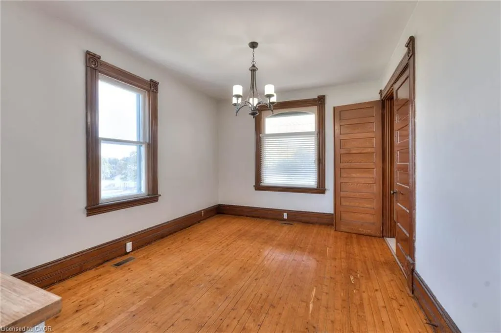 21 Huron Road