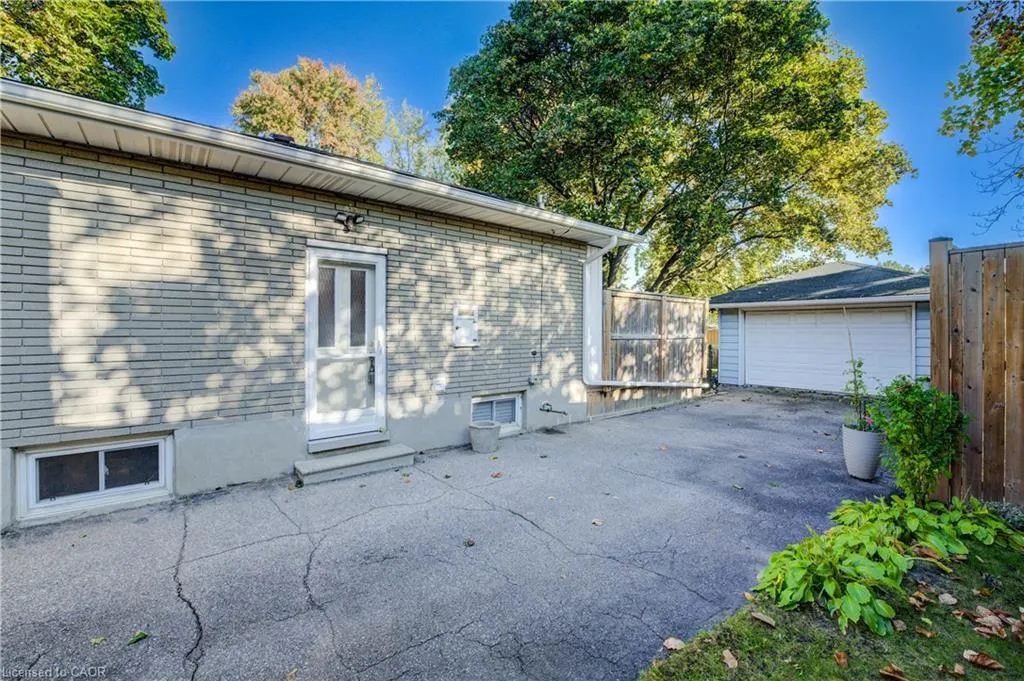 116 Boniface Avenue