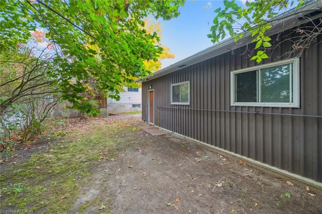 24 Hooper Street