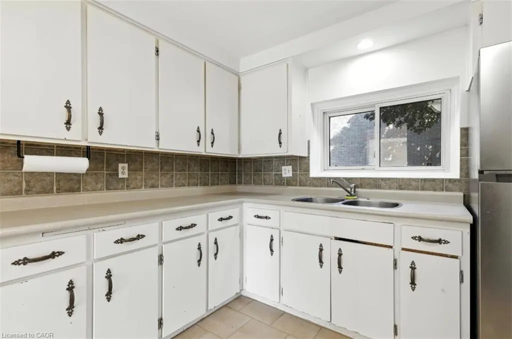 11 Grand River Boulevard, #29