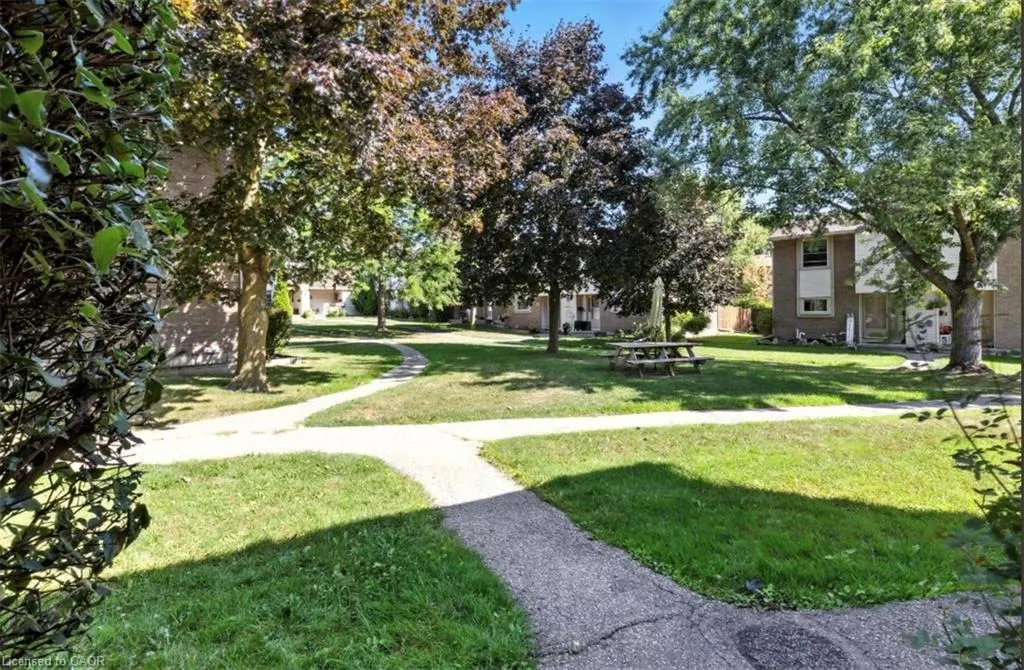 11 Grand River Boulevard, #29