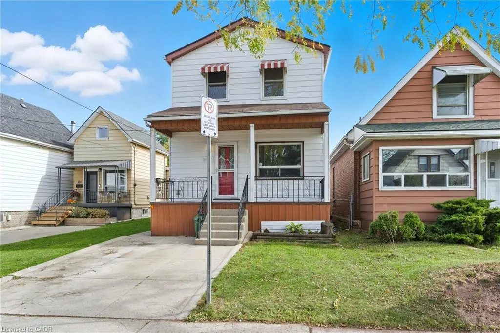 116 Robins Avenue