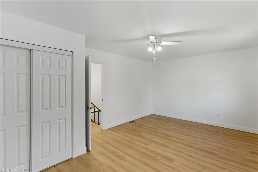 116 Robins Avenue