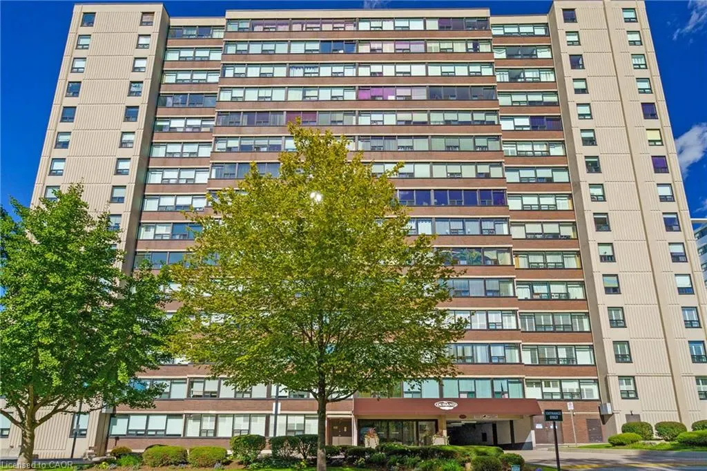 120 Duke Street, #403