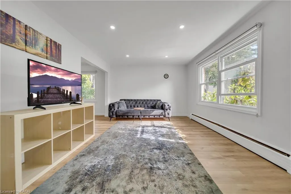 78 Borden Parkway, #11