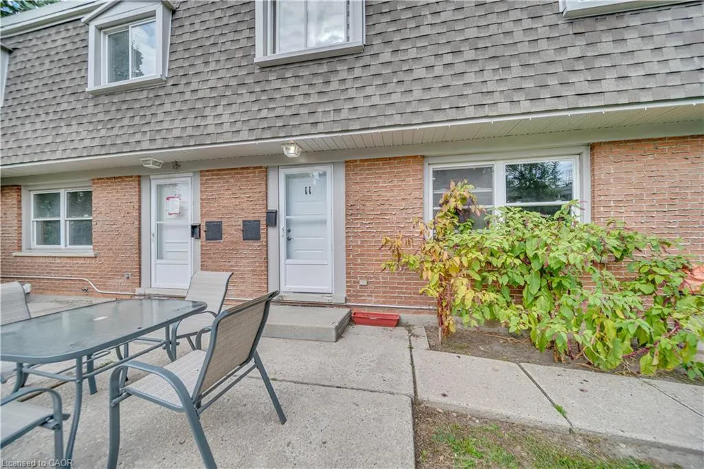 78 Borden Parkway, #11