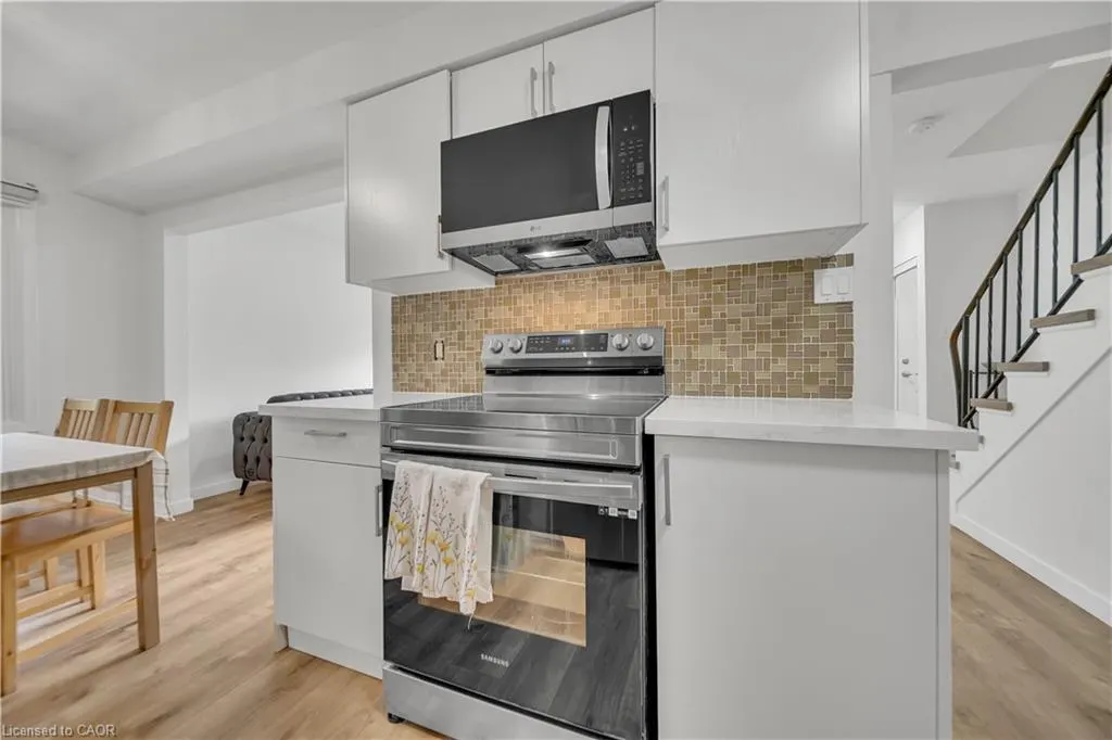78 Borden Parkway, #11
